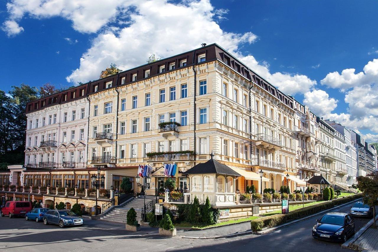 Krivan Hotel Karlsbad Buitenkant foto