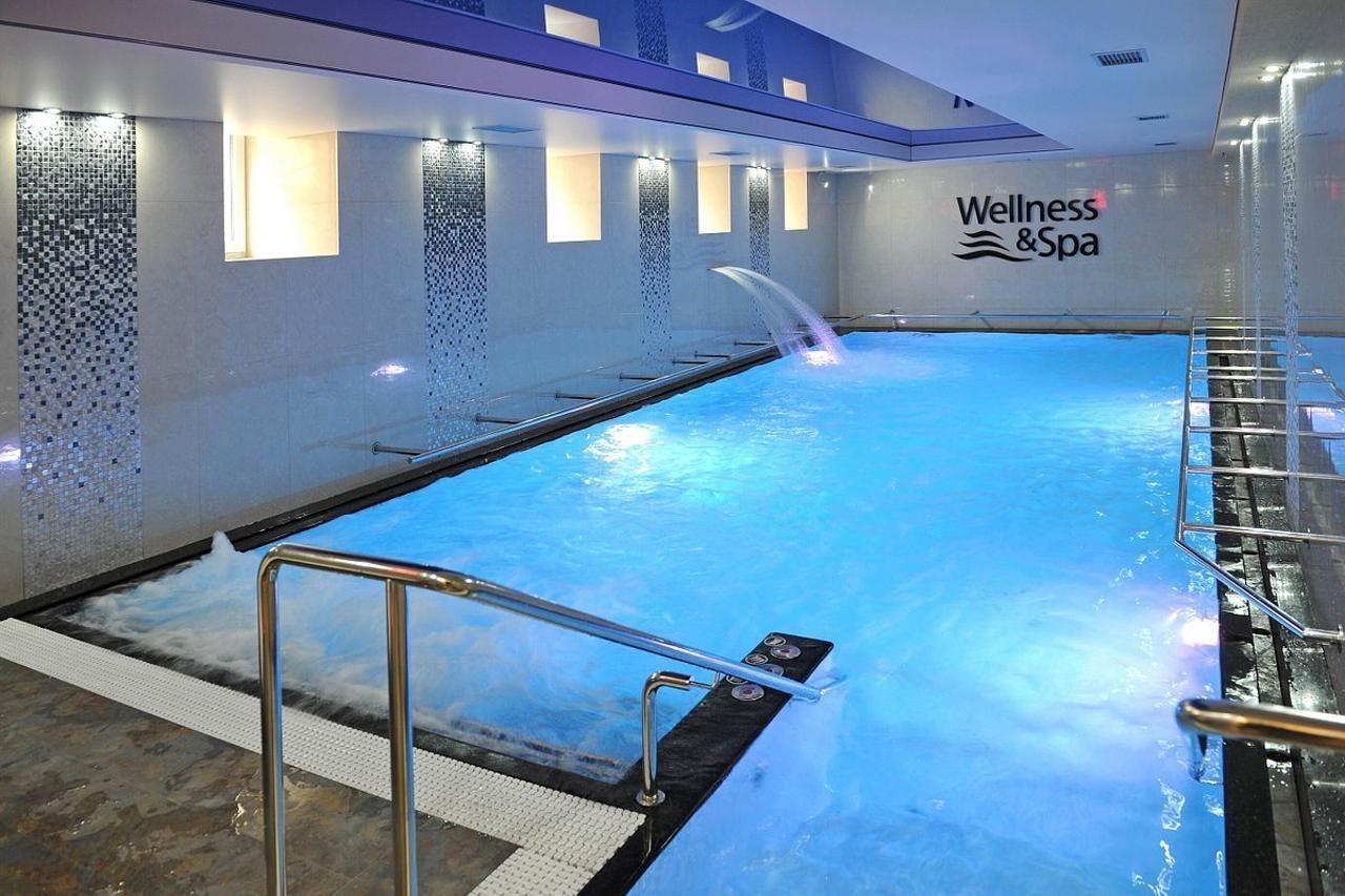 Krivan Hotel Karlsbad Buitenkant foto